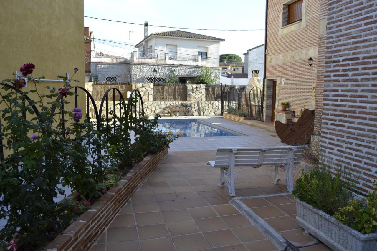 Apartamentos "Casa Rural De Aldea" Aldea del Fresno Extérieur photo